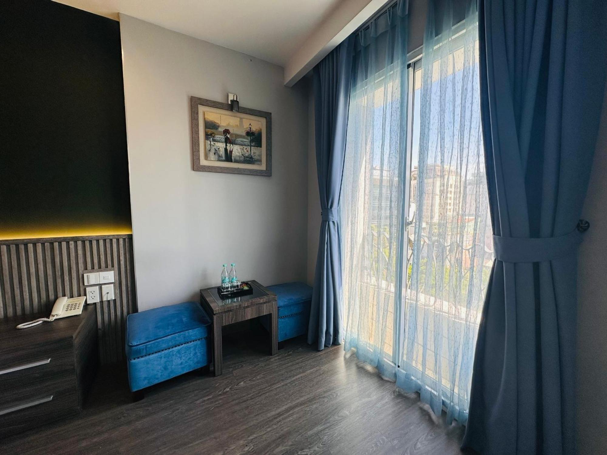 Iris Hotel Ho Şi Min Dış mekan fotoğraf